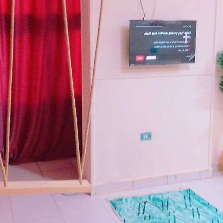 Family Apartment - Next To Abdeen Palace And Museum Кайро Екстериор снимка